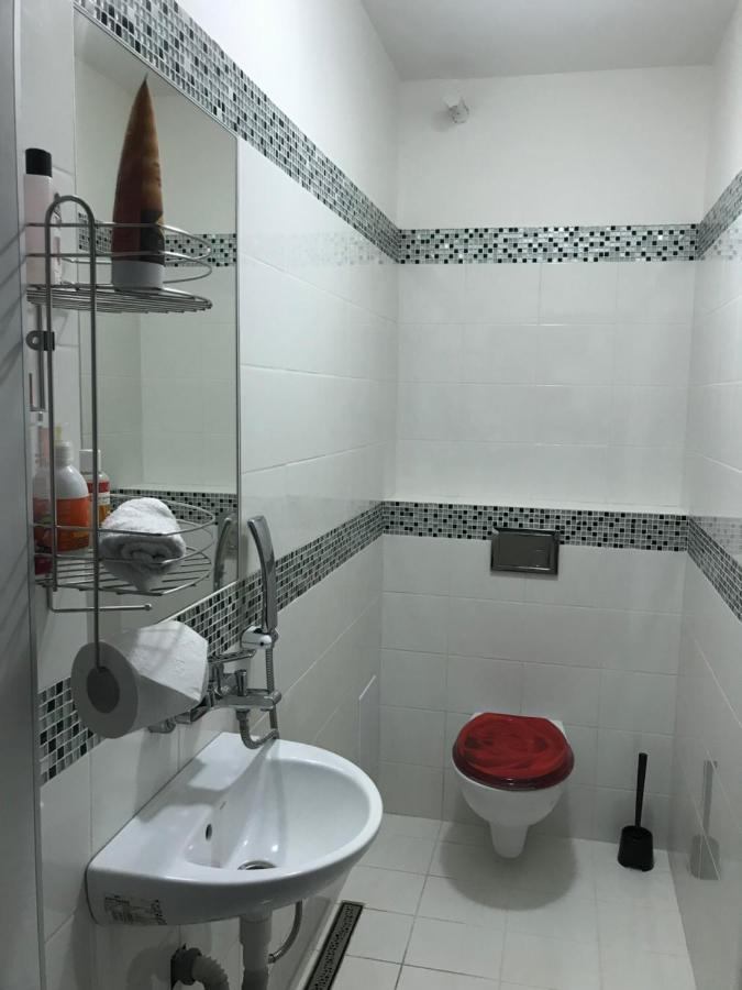 Ivi Apartment Svaty Jur Luaran gambar